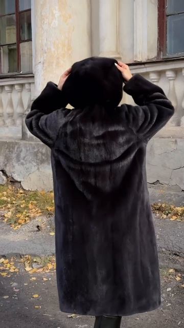 ▫️Шуба из аукционного меха норки с капюшоном и поясом из натуральной кожи