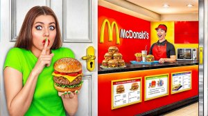 Мы Построили Макдональдс из Картона у Себя Дома