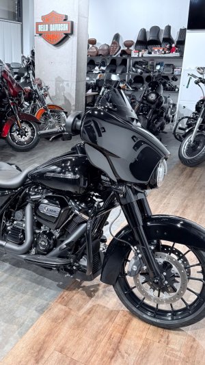 2019 HD Street Glide Special 114 Black Edition 38K (VIN 5HD***3911)