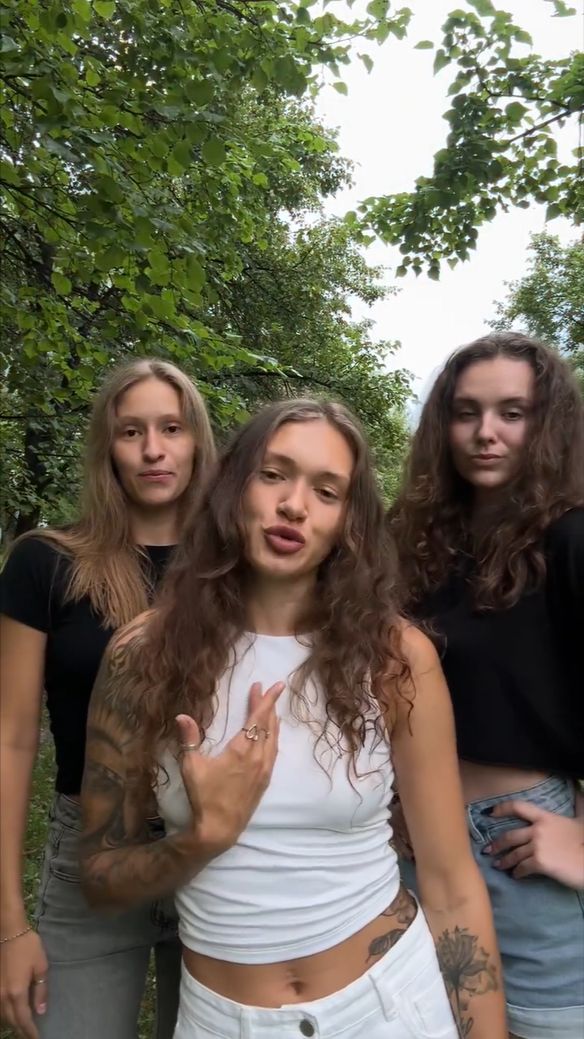 «Бессонница»: когда танец становится магией света