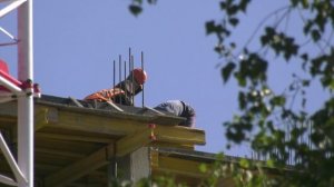 В воскресенье в России отметили День строителя