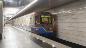 Поезда московского метрополитена на 1,4а, и 8а линии