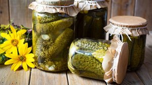 Хрустят до самой весны! 🥒Как заготовить маринованные огурцы с мёдом на зиму?