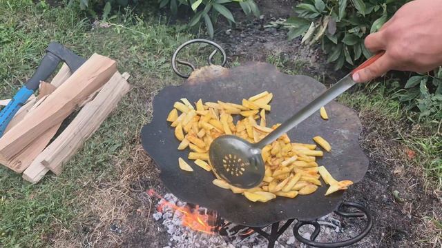 Легендарная картошечка с грибами на садже! Рецепт на костре с дымком 🔥