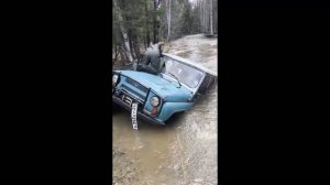 Как мы по дороге на Немкино утопили УАЗ и НИВУ