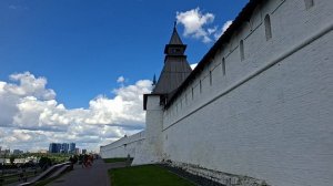 Отпуск в Казани. Гуляем у стен Кремля