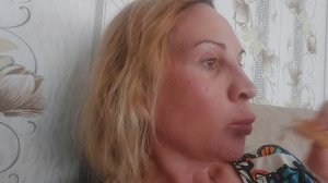 мукбанг в кроватке прболтушки