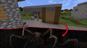 ЧТО-ТО УЖАСАЮЩЕЕ ПРЯЧЕТСЯ ПОД МОИМ ДОМОМ! 😱🏠