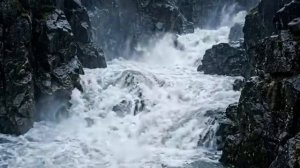 13 километров которые человечество не может преодолеть.