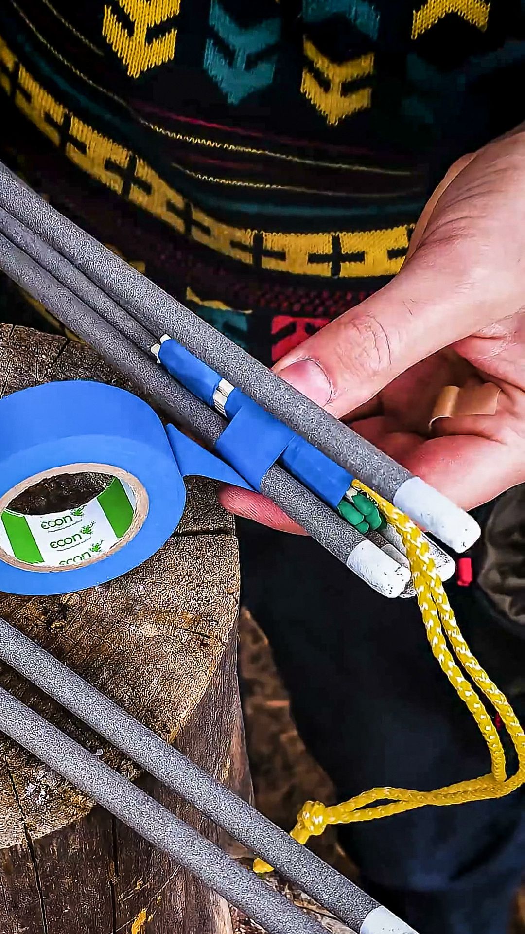 Super IDEA With Sparklers For SOS Signal #bushcraft