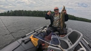 Рыбалка  огонь! Выгоняют с озера, чтобы не выловили всю рыбу! Нашли избу.
