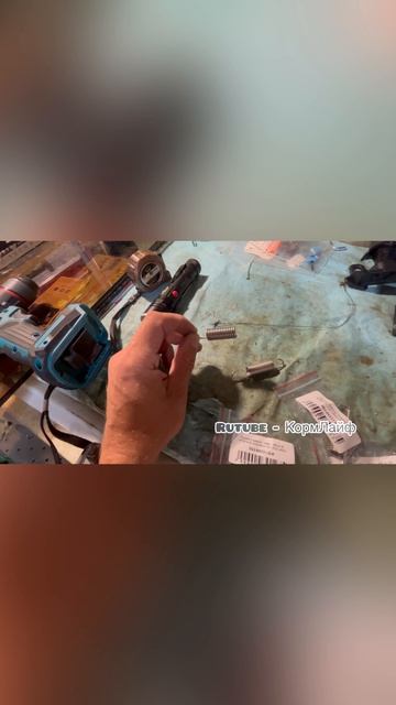 Замена пружины подвески лодочного мотора