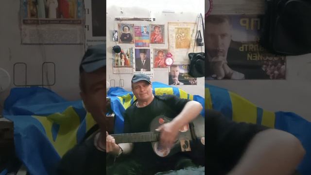 песня  а я  ныряю как  птица  посвящена  братве  и авторитетам россии
