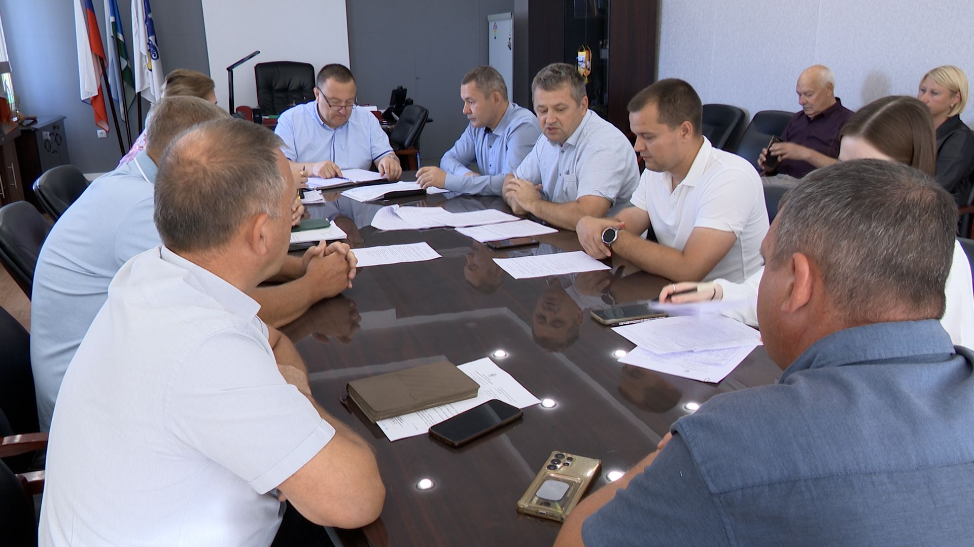 Город готовится к зиме.