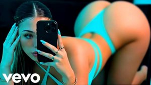 DEELIZE & KristaFoxx - Girlz Night