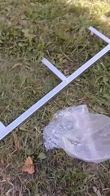 Делаю защиту на забор чтобы не сбегала с участка собака