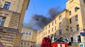 Загорелась крыша Выборгского ДК в Санкт-Петербурге: видео.