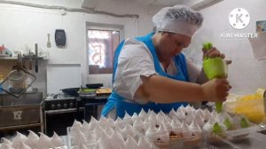 АРХИВ ПИРОЖНОЕ КОРЗИНКА С БЕЛКОВЫМ КРЕМОМ