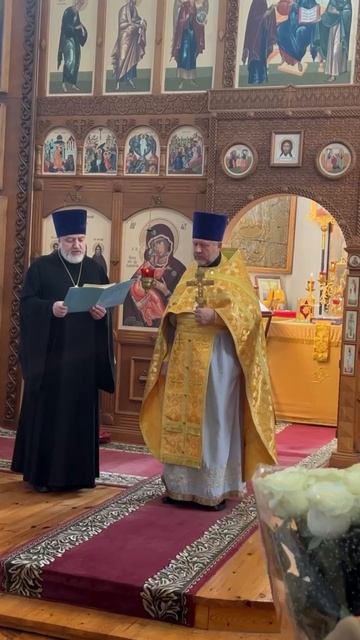 Отец Сергий — это не просто священник, исполняющий требы. Это истинный пастырь, духовный отец, созид