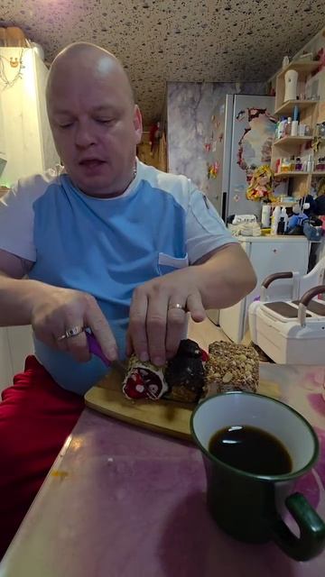 Утро с кофе с заморскими угощениями ☕ Дашуля Вадимка спасибо 🙏