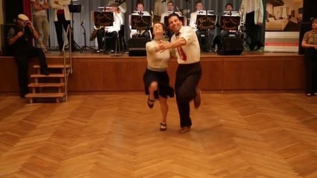 MBSW 2013 - Stephen Sayer  Chanzie Roettig - Shag Performance. Танцы
