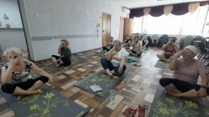 Фрагмент занятия по йоге для старших, 10.08.2026