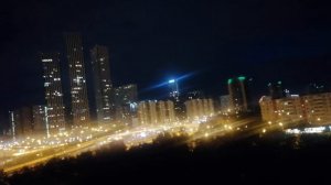 ВЕЧЕРНЯЯ МОСКВА. А ЗА ОКНОМ..