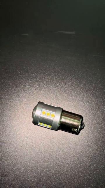 Лампа большой цоколь 12-24V S25 с обманкой белый свет смещенный цоколь 1 шт размер 18x41 Mm