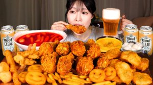 Мукбанг - токпокки и сырные закуски и хот-дог - много соуса