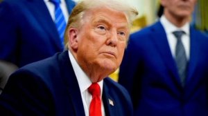 У Вашингтона есть три стратегии в конфликте с Ираном, заявил Трамп.   «Делать то, что я делаю сейчас
