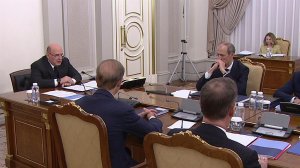 Михаил Мишустин провел совещание по итогам поездки на Дальний Восток и в Сибирь.