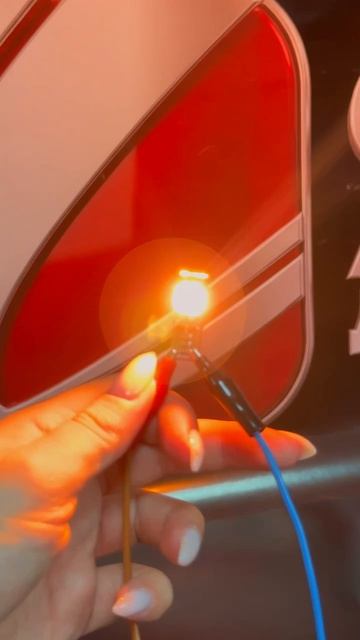 Лампа бесцокольная 12-24V Chip 3030 12LEDS желтый свет Комплект 2 штуки