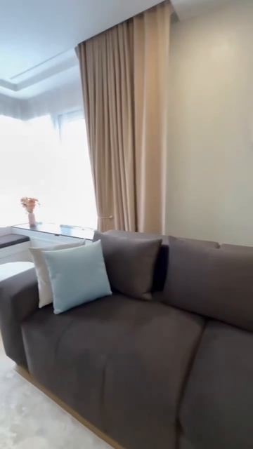 2-к апартаменты 61,8 м² с дизайнерским интерьером в центре Взлётки. ЖК «Золотое сечение».