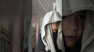 пара, которая ничего, что друг другу изменяет, но ещё икопируют видео друг друга.