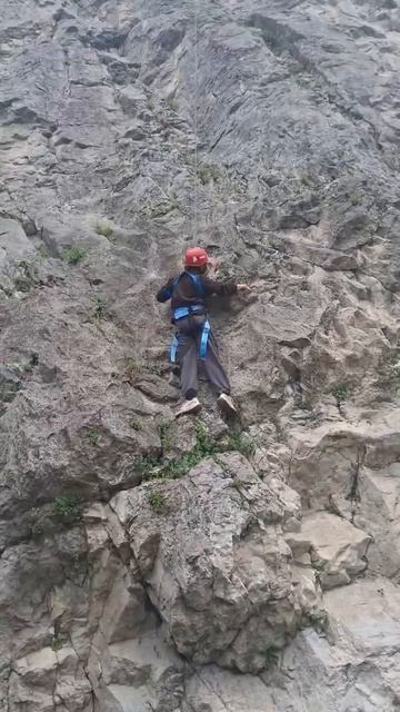 Скалолазка в Северной Осетии