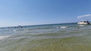 Море сегодня просто улёт! Ну чем не Мальдивы!