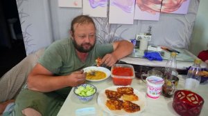 Вкусно кушаю драники с супом Забрал железки для стройки Утро в Сибири ПОДВАЛ ИЛЬИЧА