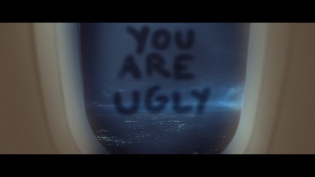 Зубастики. Опасный рейс (2024) / Monster On A Plane