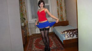 горячие штучки не модели но шикарные красотки дома показывают себя видео