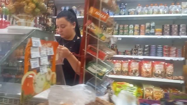магазин провиант и просроченные сосиски
