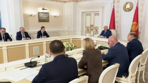 🔥Лукашенко: Надо бороться с теми, кто привык ГАДИТЬ!