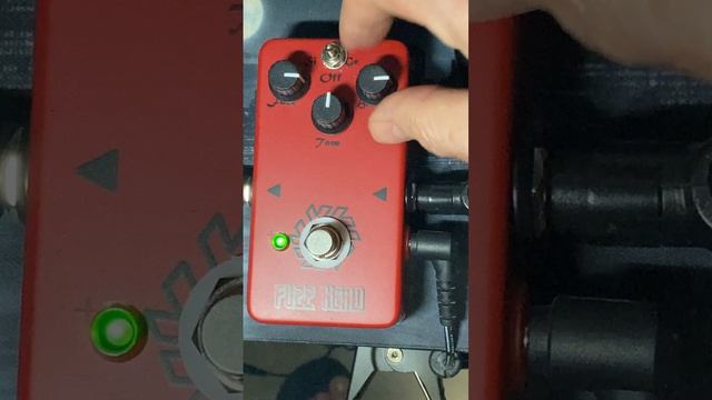 Keeley Fuzz Head клон
