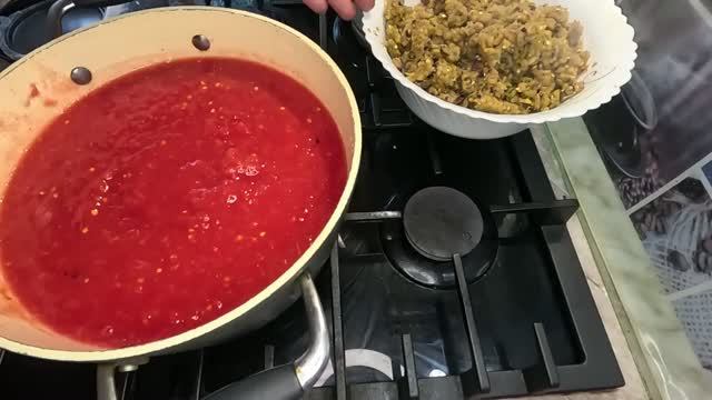 Обалденно Вкусный СОУС из Баклажан и Томатов на Зиму. Готовьте сразу много, съедается мгновенно!!
