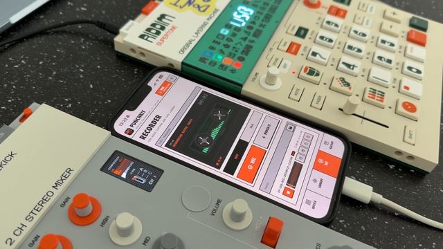PunchKit - приложение от Teenage Engineering