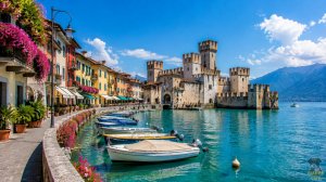 Сирмионе, Италия 🇮🇹 Озеро Гарда летом. Средневековое очарование, красивые улочки Ломбардии