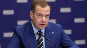 Москва вправе атаковать любое судно вражеских стран при подозрениях, что оно перевозит груз Киева