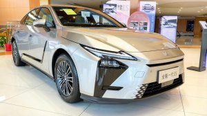 Новый  LEXUS ES300h — Смелый новый дизайн и отличное качество