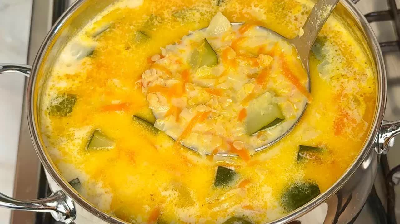 Я могу есть этот суп все лето! КАБАЧОК СТАКАН ЧЕЧЕВИЦЫ!  лучший рецепт ароматных сухариков!