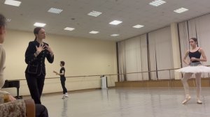 Мастер - класс - от народной артистки С Ю Захаровой перед Гос актерское мастерство) Умирающий лебедь