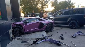 О скандальной аварии в Екатеринбурге с Ламборджини

Которая наделала много шуму в социальных сетях,
